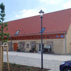 02 Toepfercafe mit Hofladen.jpg